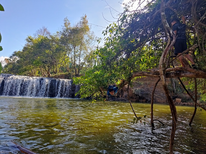 Thác Ba Tầng Gia Nghĩa 4