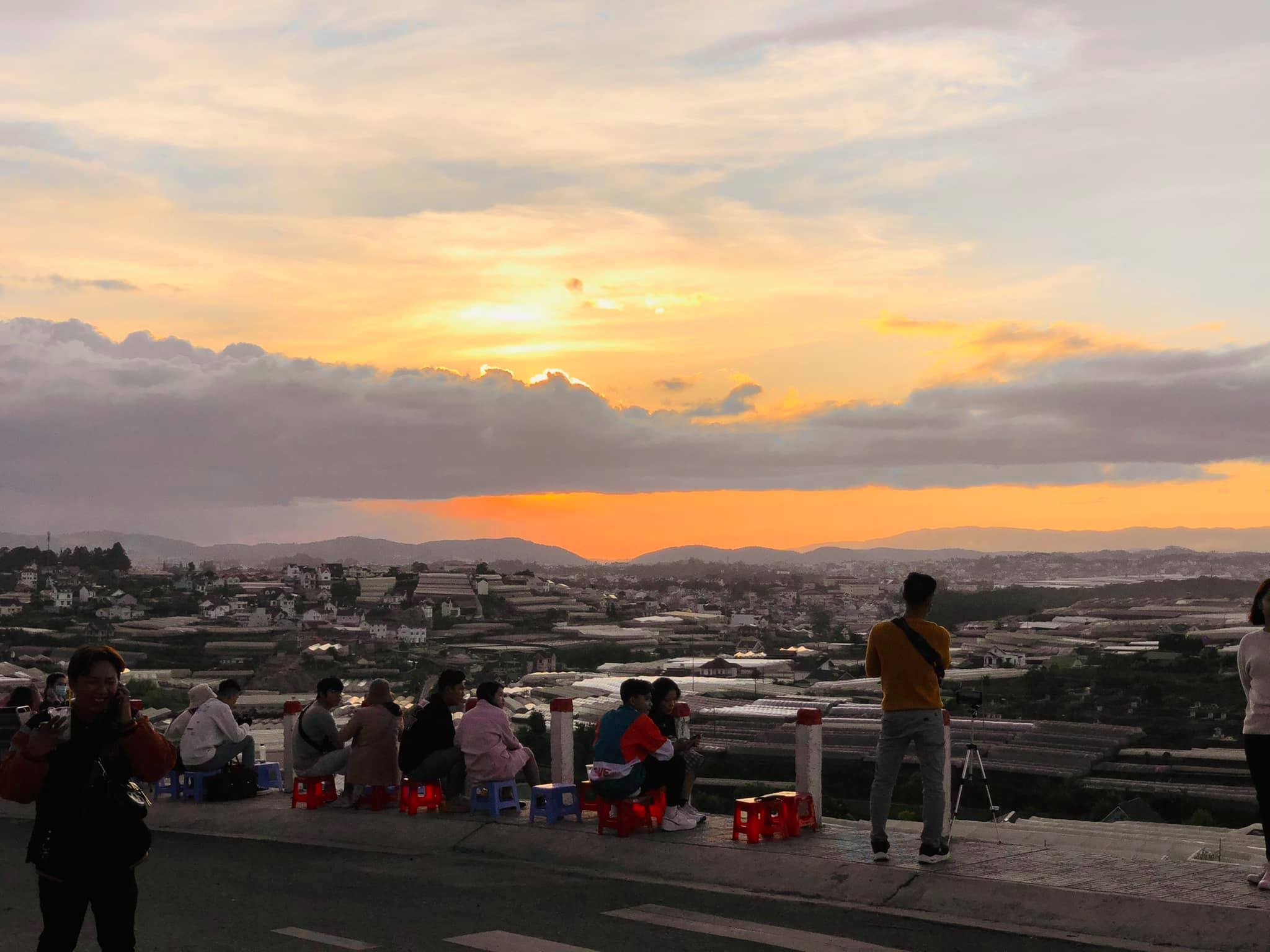 Xóm lèo địa điểm ngắm hoàng hôn cực chill của Đà Lạt 6