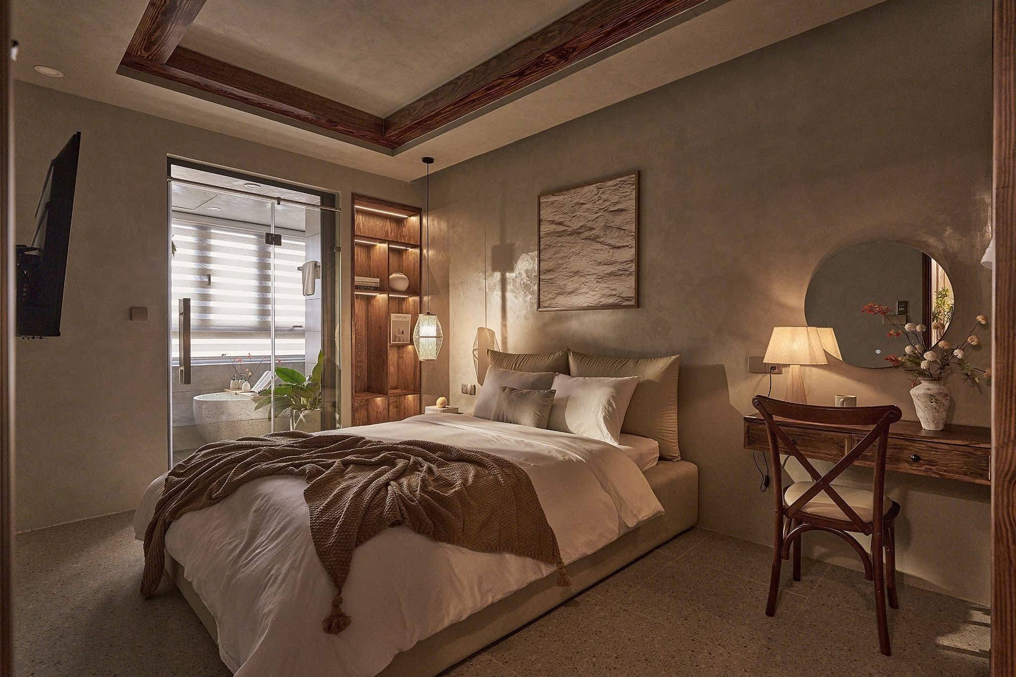 Home Nguyễn Chí Thanh